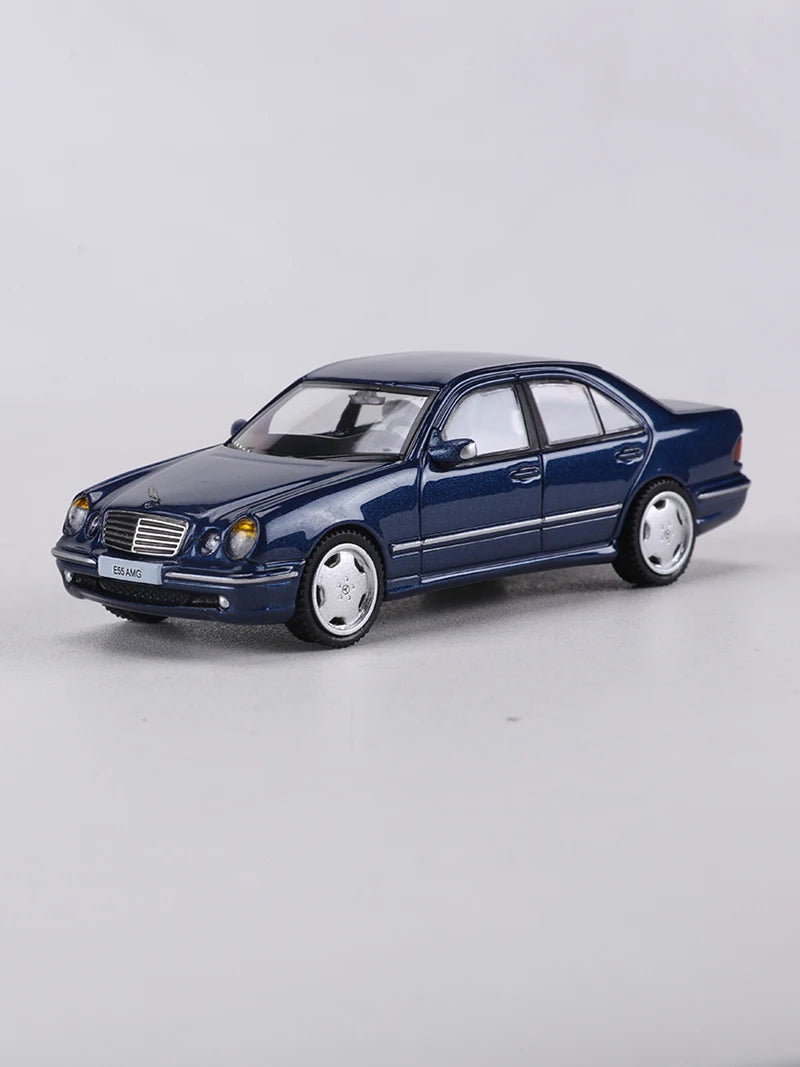 Mercedes-Benz E55 W210 Blue SHADOW 1:64 Diecast