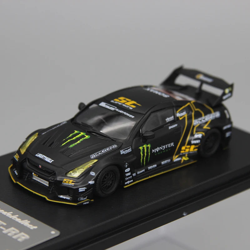 Nissan GT-R Collect R35 35GT-RR LBWK 1:64 Scale Diecast Model Car - Image 26