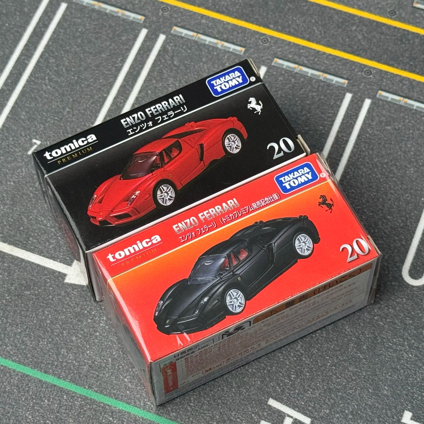 Ferrari Takara Tomy Tomica 20 Enzo Pop 1:64 Scale Diecast Model Car - Metal Toy Cars