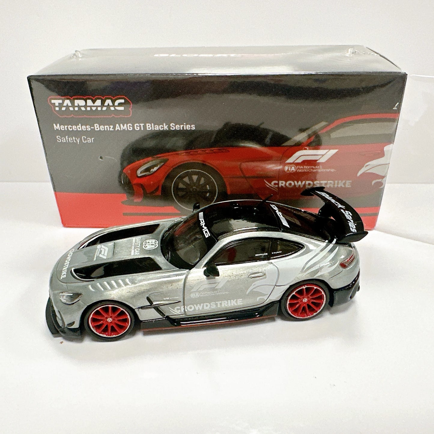 Tarmac Works Mercedes-Benz AMG GT SLS C63 CHASE modellino 1:64