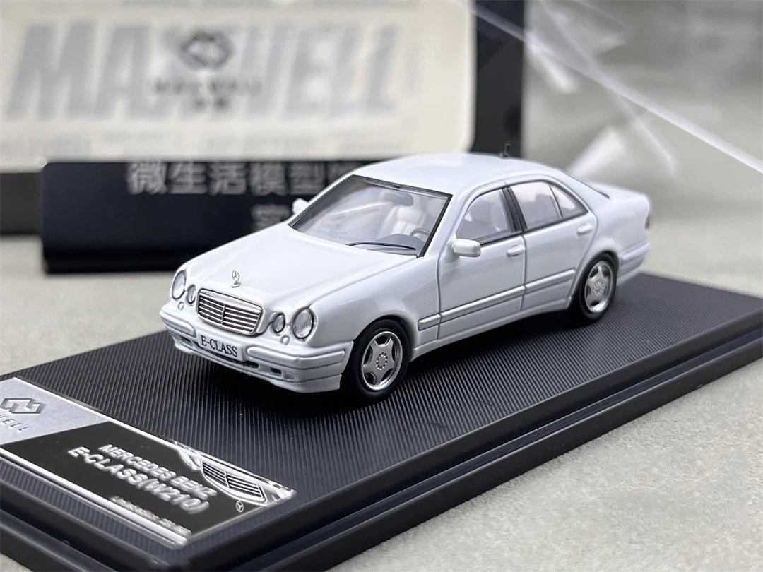 Premium Maxwell E320 W210 1:64 Scale Diecast Model Car - Image 12