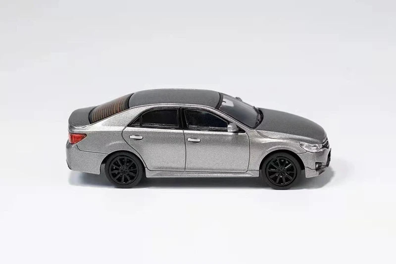 G.C.D. Reiz Mark X LHD/RHD modelbil 1:64
