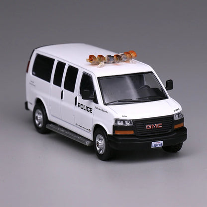 GMC 596 Express VAN 1:64 Scale Diecast Model Car - Detail