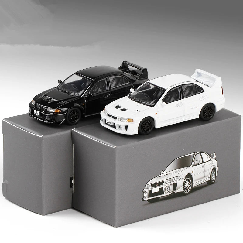 Mitsubishi Lancer Evolution Five 1:64 Scale Diecast Model Car - Side View