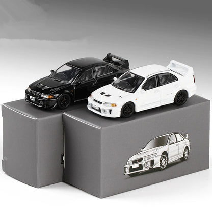 Mitsubishi Lancer Evolution Five 1:64 Scale Diecast Model Car - Side View