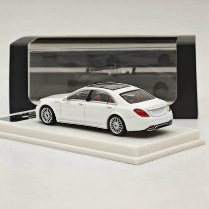 Mercedes-Benz S65 W222 Fine Works 1:64 Diecast