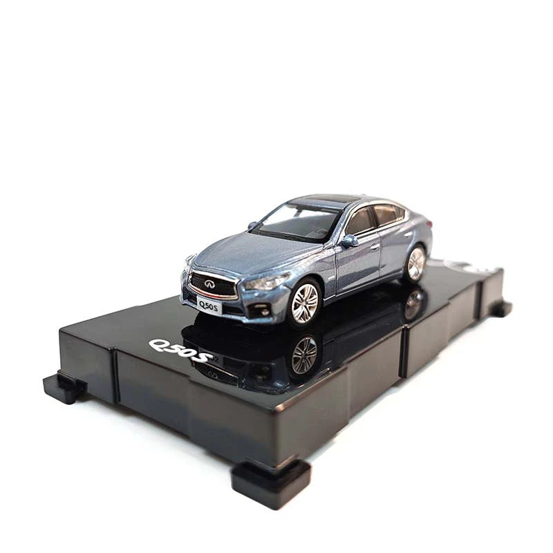 Premium Q70 QX60 QX70 QX80 QX30 1:64 Scale Diecast Model Car - Image 34