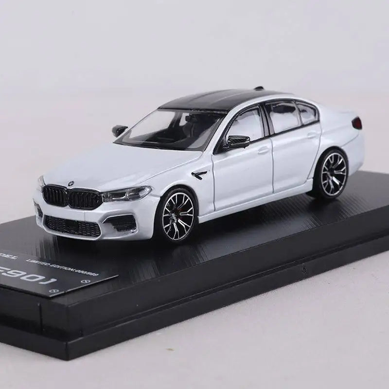 Premium MJ MK6 M5 F90 1:64 Scale Diecast Model Car - Image 25