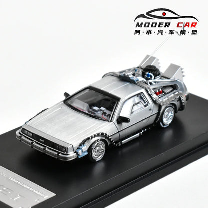 DeLorean DMC-12 Back to the Future MJ 1:64 Diecast