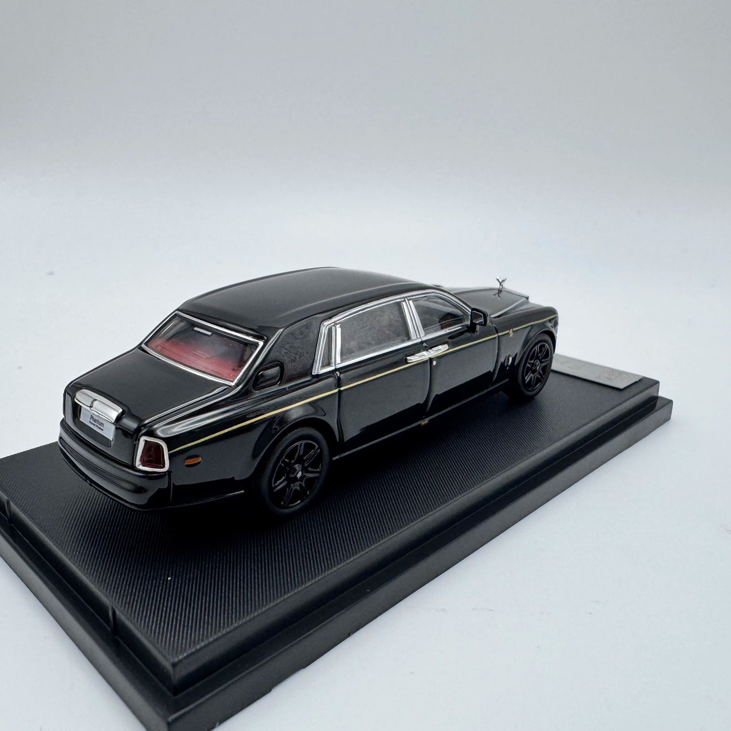 Rolls-Royce SW Phantom VII 1:64 Scale Diecast Model Car - Image 6
