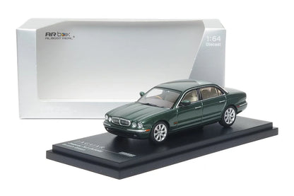 Jaguar XJ350 AR Box 1:64 Diecast