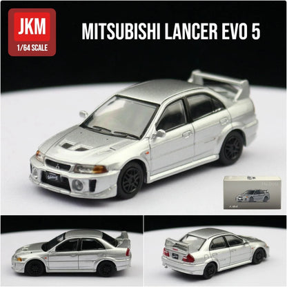 Mitsubishi Lancer Evolution Five 1:64 Scale Diecast Model Car - Image 17