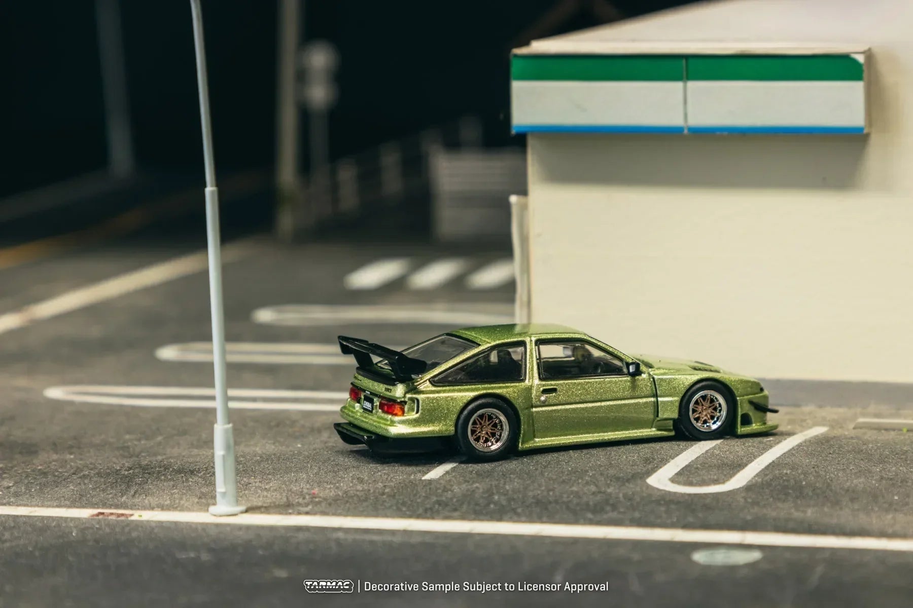 Toyota TW Stock Sprinter Trueno AE86 1:64 Scale Diecast Model Car - Image 9