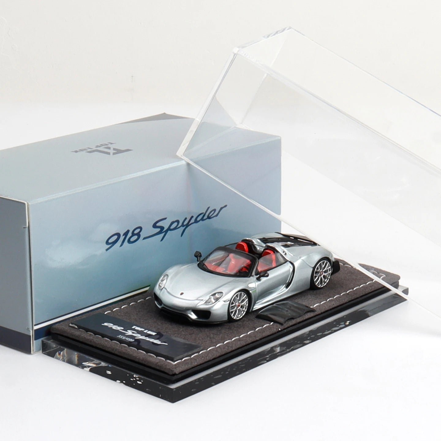 Premium LUX 918 Spyder 1:64 Scale Diecast Model Car - Image 42