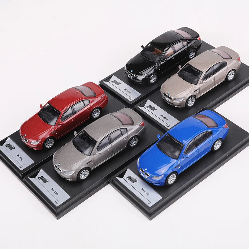 Shadow 1 64 M5 E60 for Six Colors 1:64 Diecast modelbil 1:64