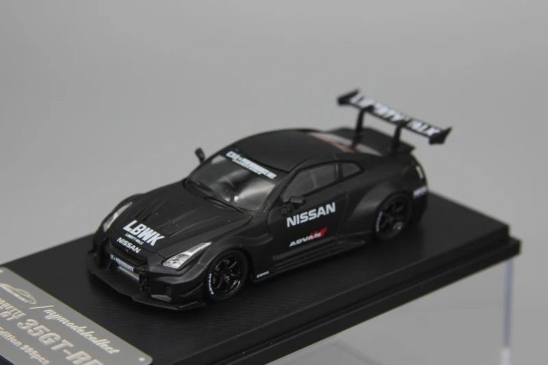 Nissan GT-R Collect R35 35GT-RR LBWK 1:64 Scale Diecast Model Car - Image 13