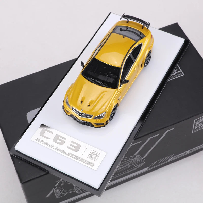 BUZHENG Mercedes C63 Resin Model 1:64