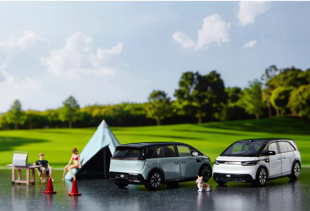 Premium ZEEKR MIX 007 001 1:64 Scale Diecast Model Car - Image 7