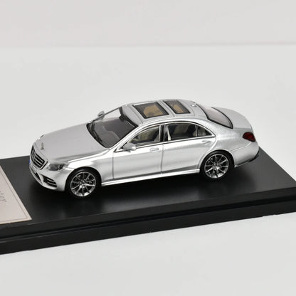 Mercedes-Benz S450 W222 Master 1:64 Diecast