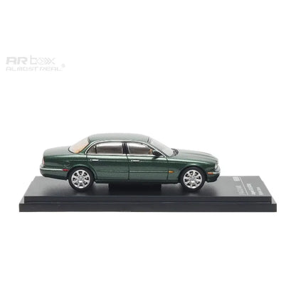 Jaguar XJ350 AR Box 1:64 Diecast