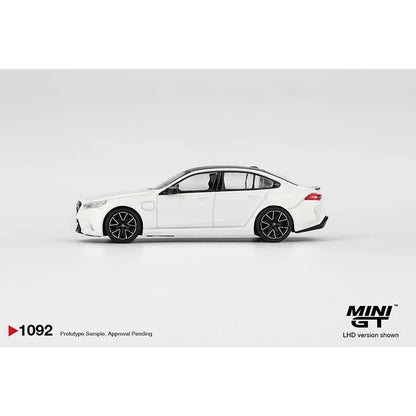 Presale MINI GT 1092 1 64 BMW M5 Alpine White 1:64 Diecast