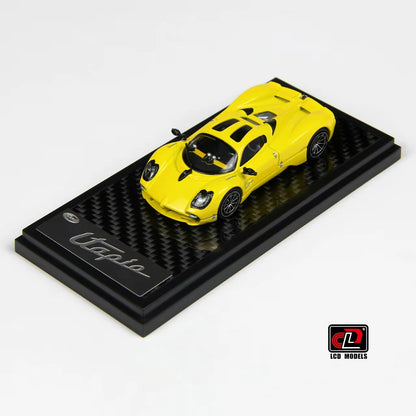 LCD Utopia White Black Red Yellow 1 64 1:64 Diecast