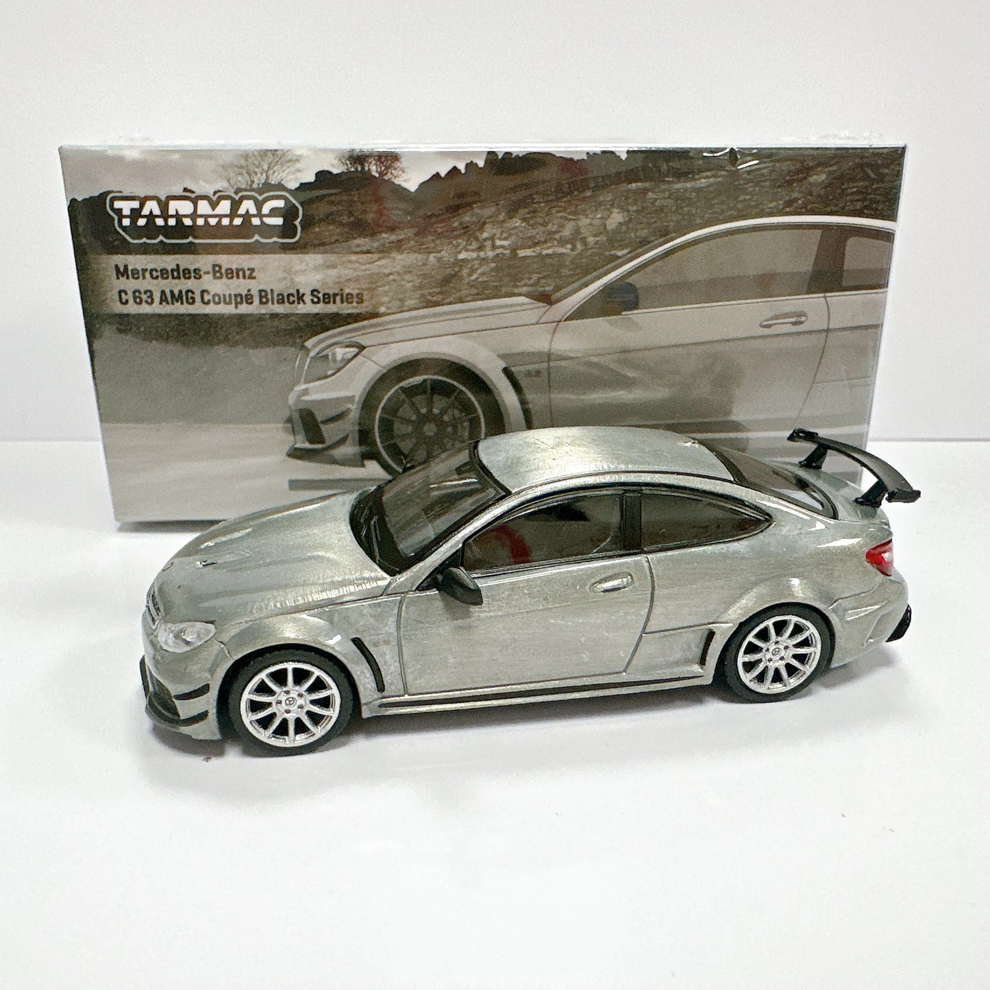 Tarmac Works Mercedes-Benz AMG GT SLS C63 CHASE modellino 1:64