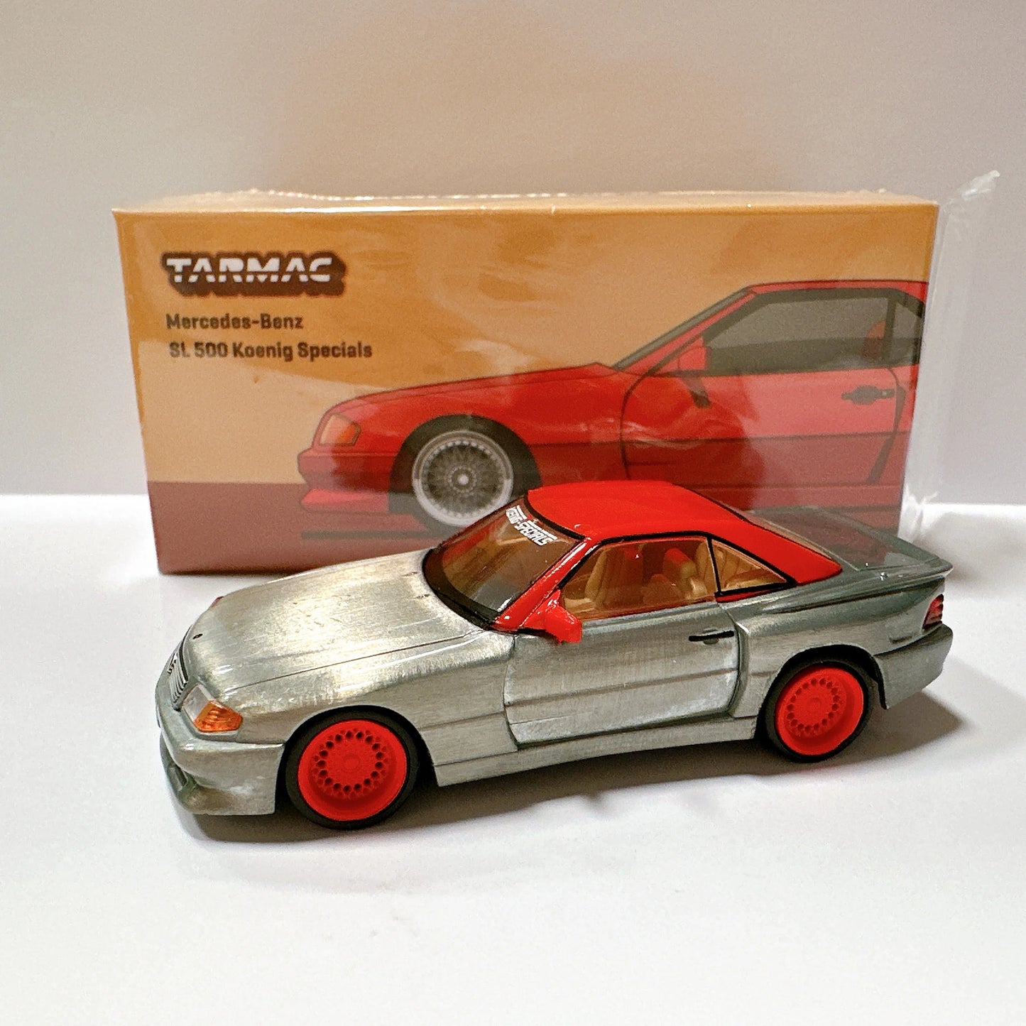Tarmac Works Mercedes-Benz AMG GT SLS C63 CHASE modellino 1:64
