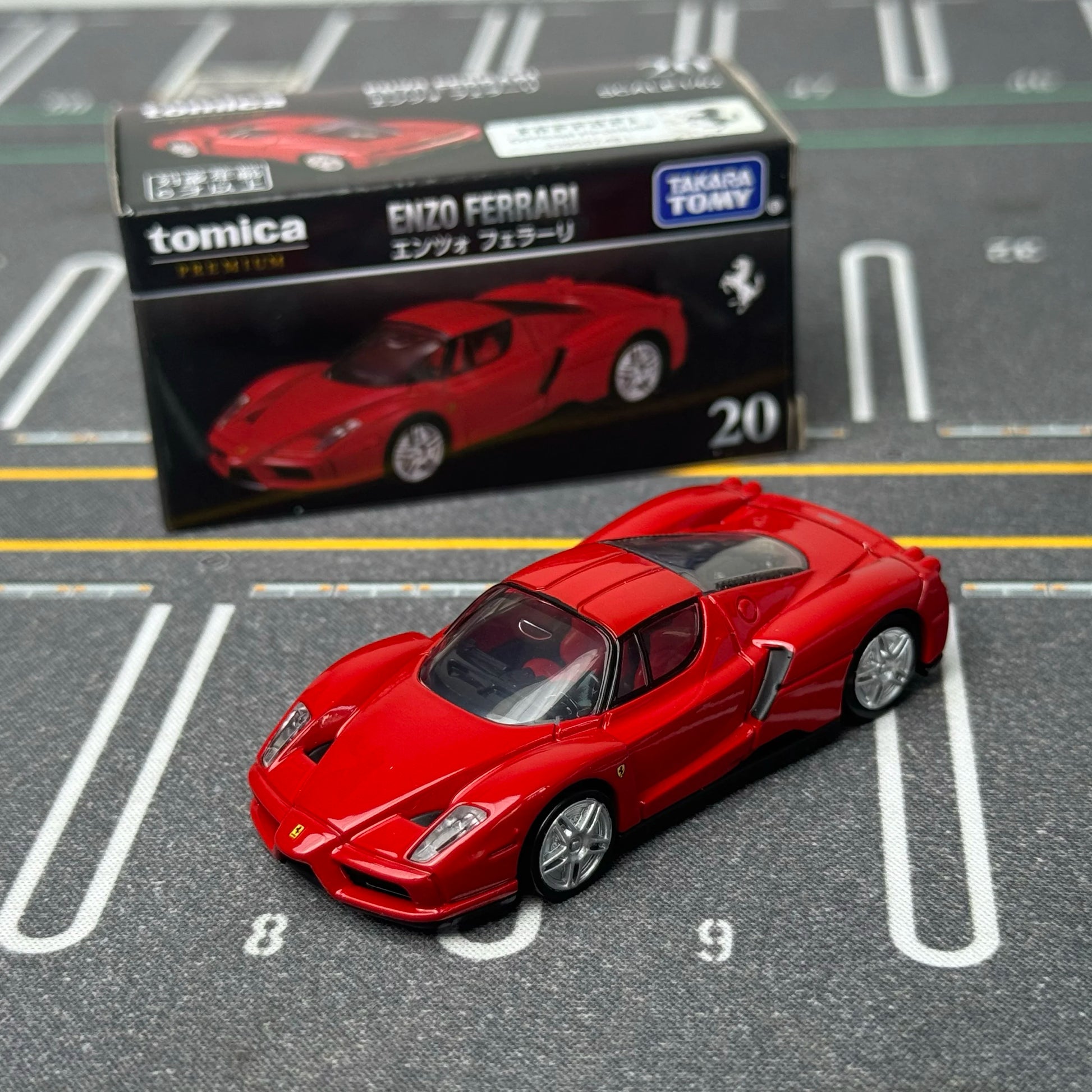 Ferrari Takara Tomy Tomica 20 Enzo Pop 1:64 Scale Diecast Model Car - Image 5
