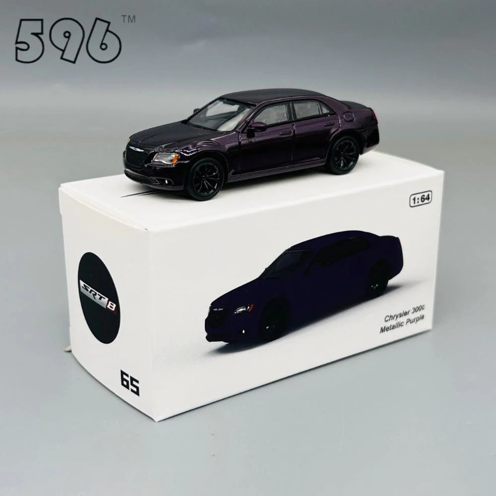 Premium 596 300c 1:64 Scale Diecast Model Car - Image 11