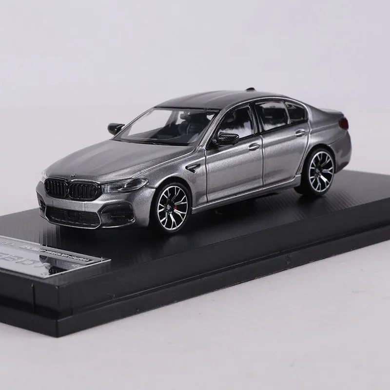 BMW M5 F90 MK6 MJ Model 1:64 Diecast