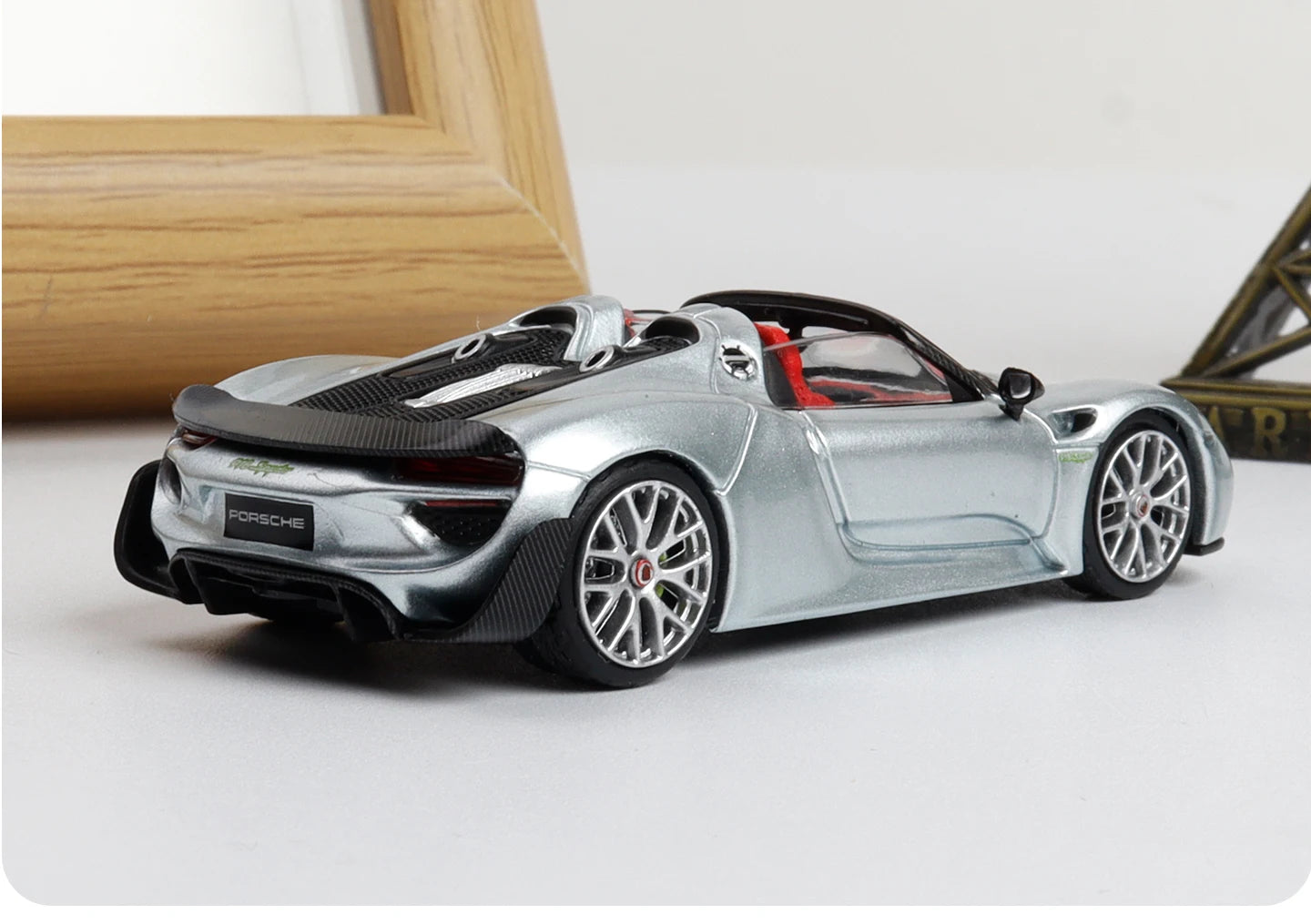 Premium LUX 918 Spyder 1:64 Scale Diecast Model Car - Image 19