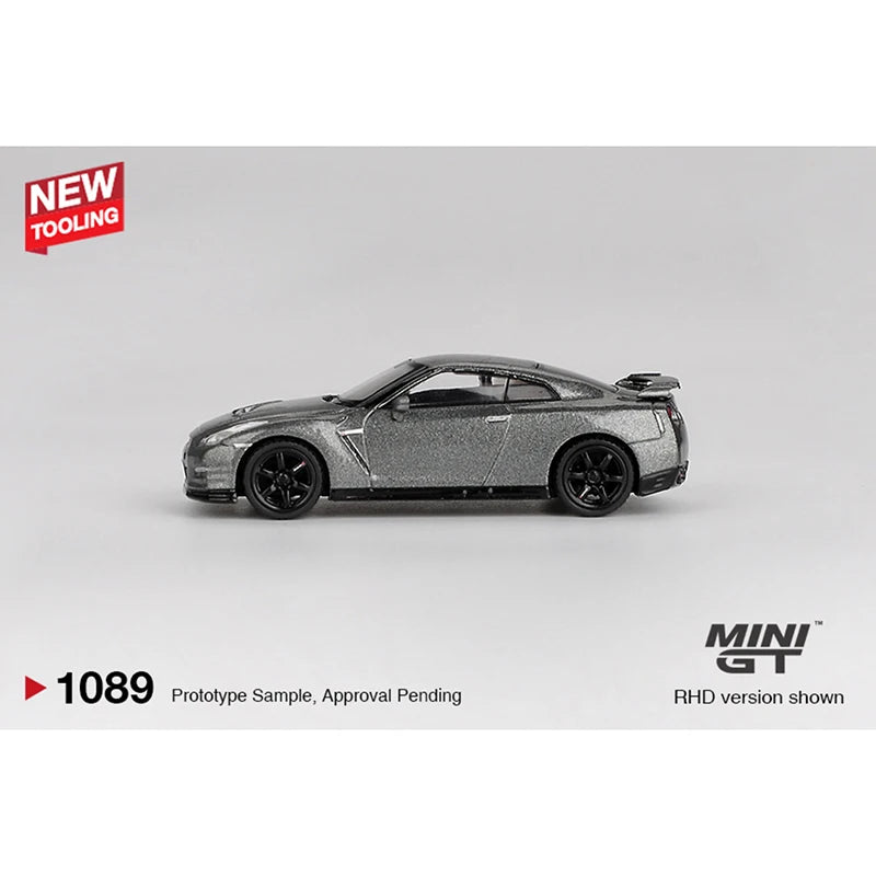 MINI GT 1089 1 64 Nissan GT-R R35 2013 Dark Metal 1:64 Diecast