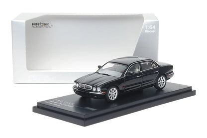 Jaguar XJ350 AR Box 1:64 Diecast