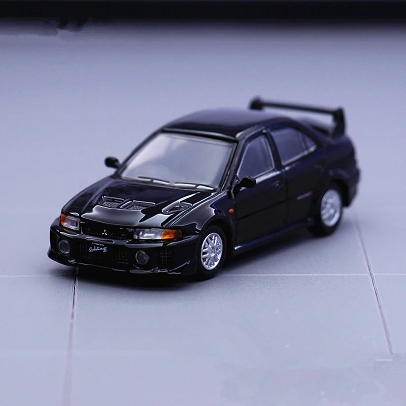 Mitsubishi Lancer Evolution Five 1:64 Scale Diecast Model Car - Image 10