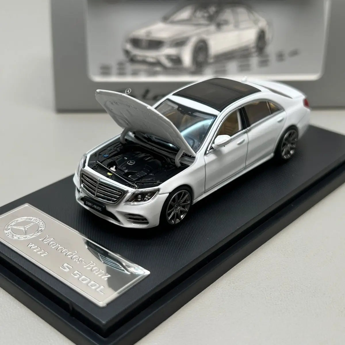 Premium Glory S500L W222 1:64 Scale Diecast Model Car - Image 14