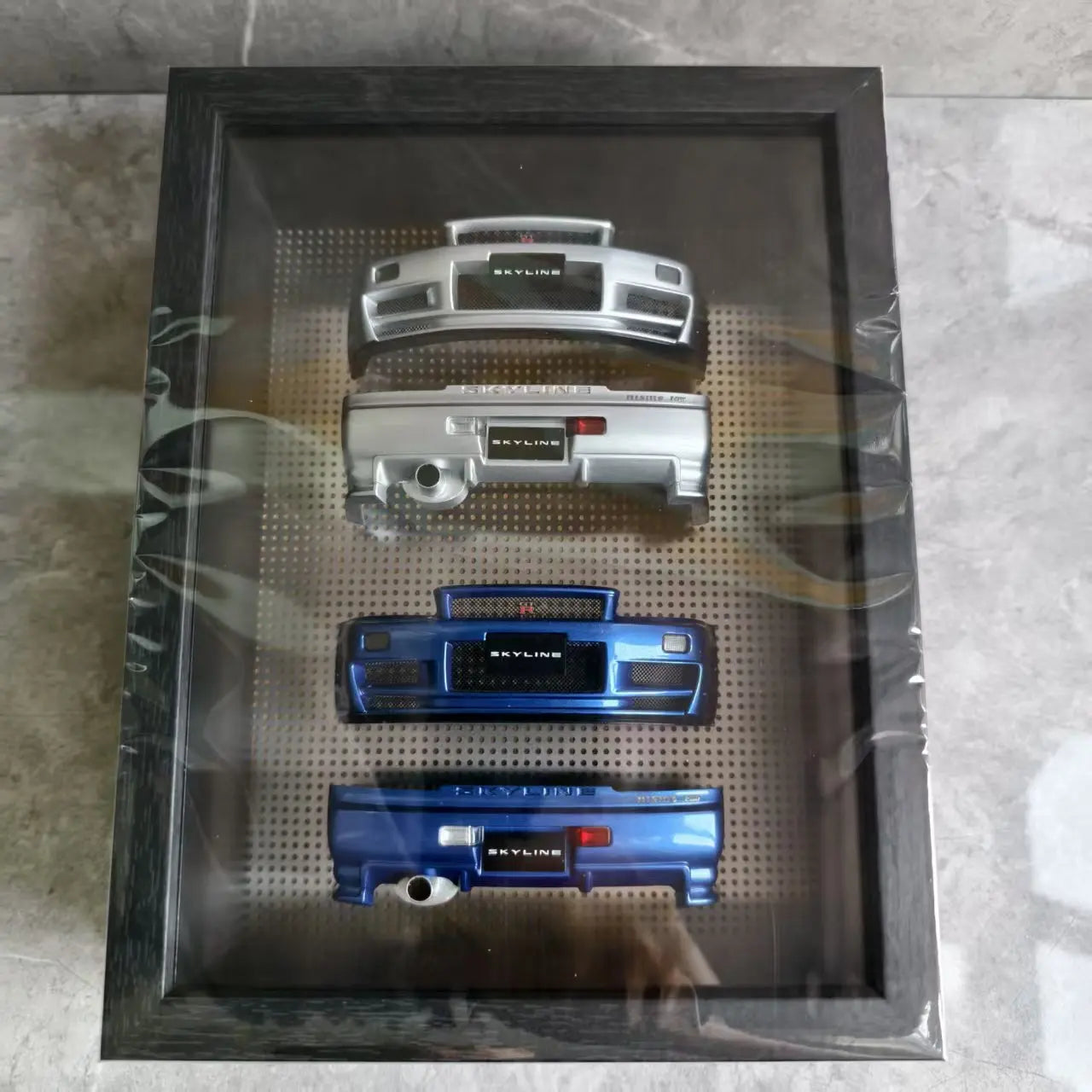 Mh R34 Bumper Display Frame 1 18 1:18 Diecast