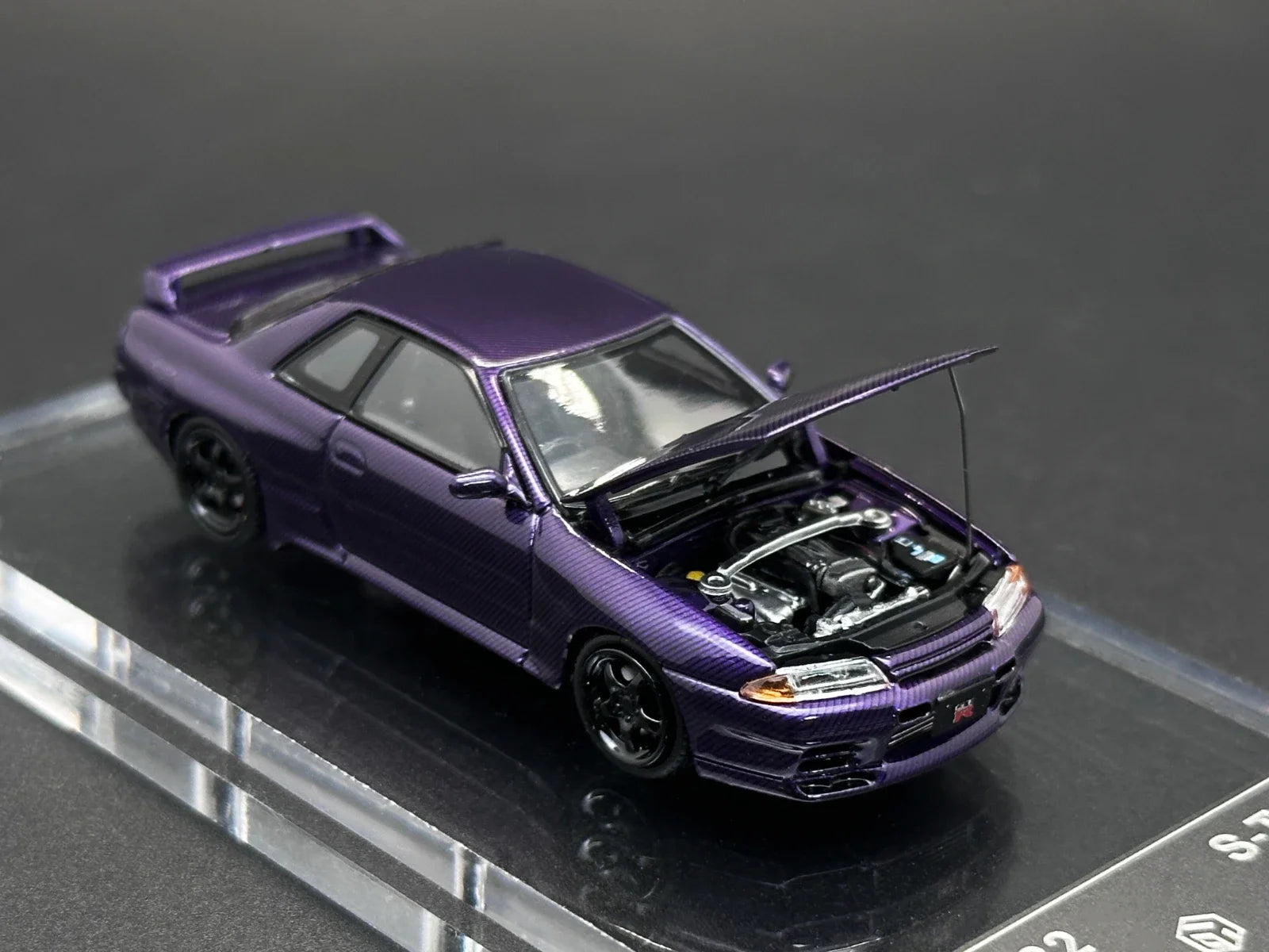 Nissan GT-R FH Stock Skyline R32 Tune 1:64 Scale Diecast Model Car - Image 23