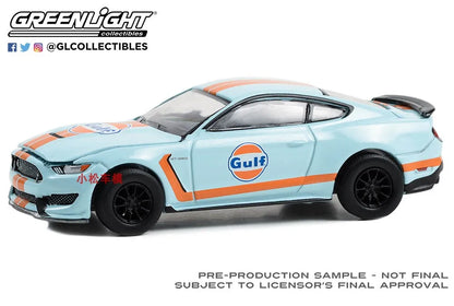 Ford 2020 Shelby GT350- Gulf Oil 30460 1:64 Diecast