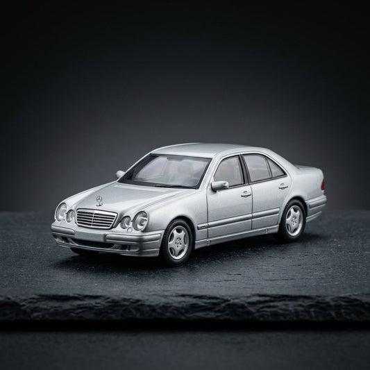Mercedes-Benz E320 W210 Maxwell - Premium 1:64 Scale Diecast Model Car