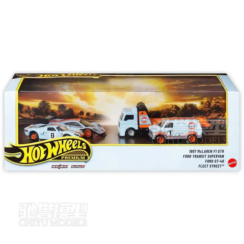 McLaren Car Culture GMH39 F1 / Ford Custom 1:64 Diecast