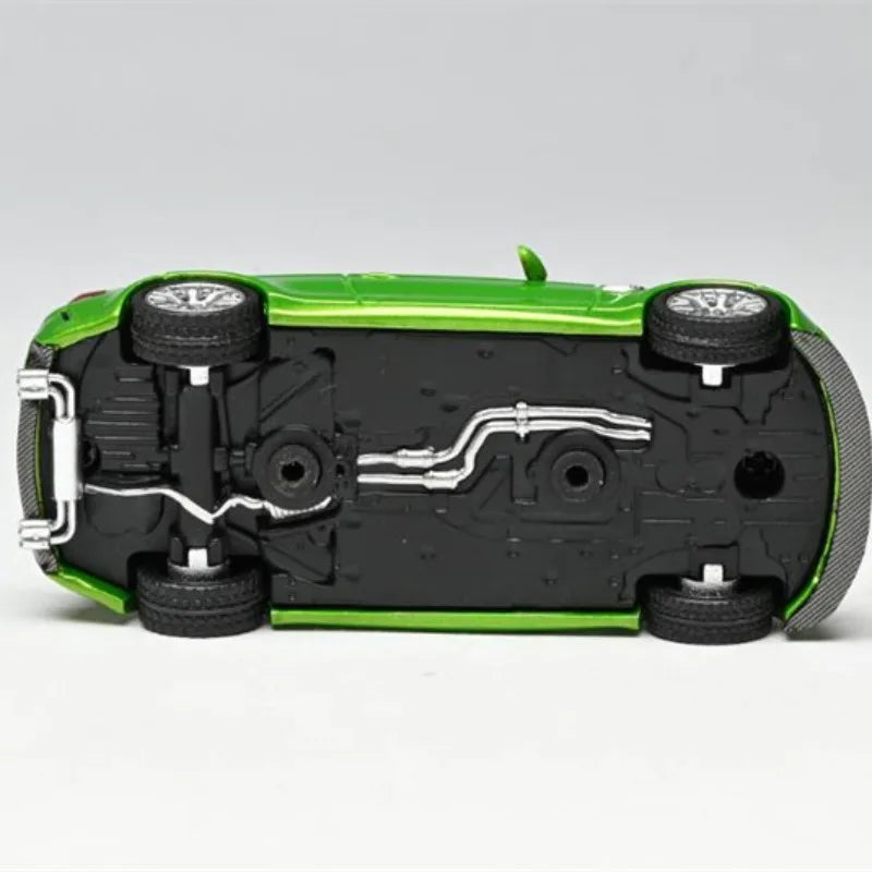 BMW 1M E82 7:64 Diecast