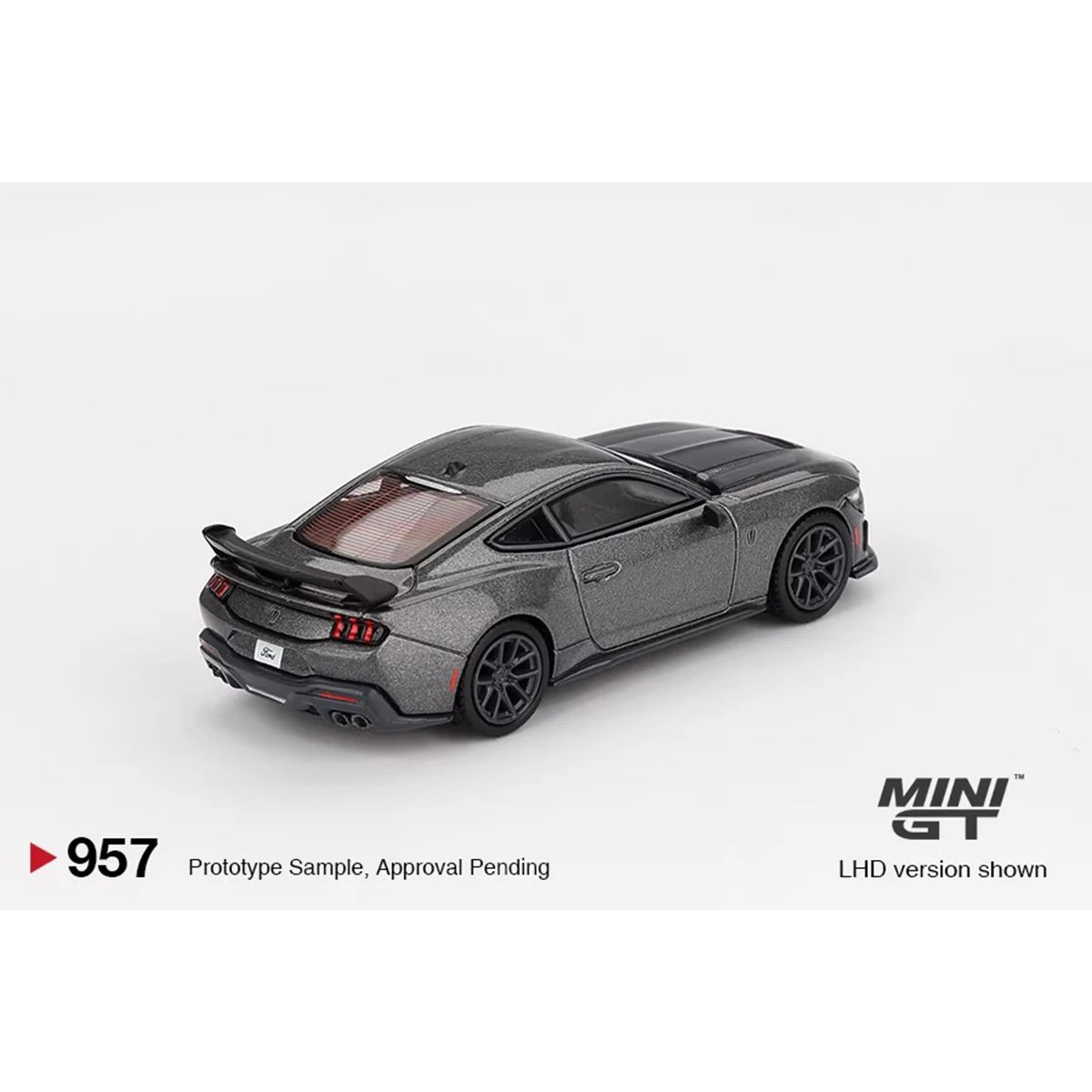 MINI GT 957 1 64 Ford Mustang Dark Horse 2024 Carbonized 1:64 Diecast