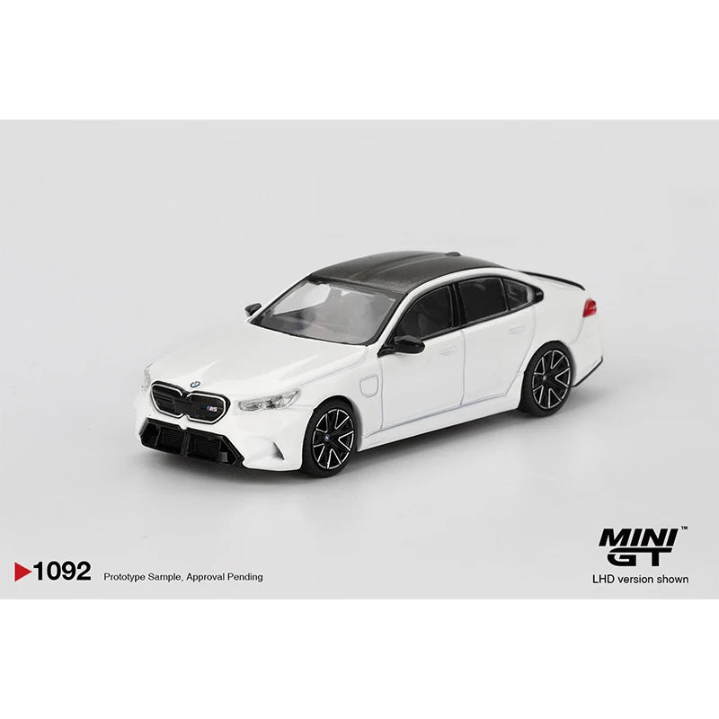 Presale MINI GT 1092 1 64 BMW M5 Alpine White 1:64 Diecast