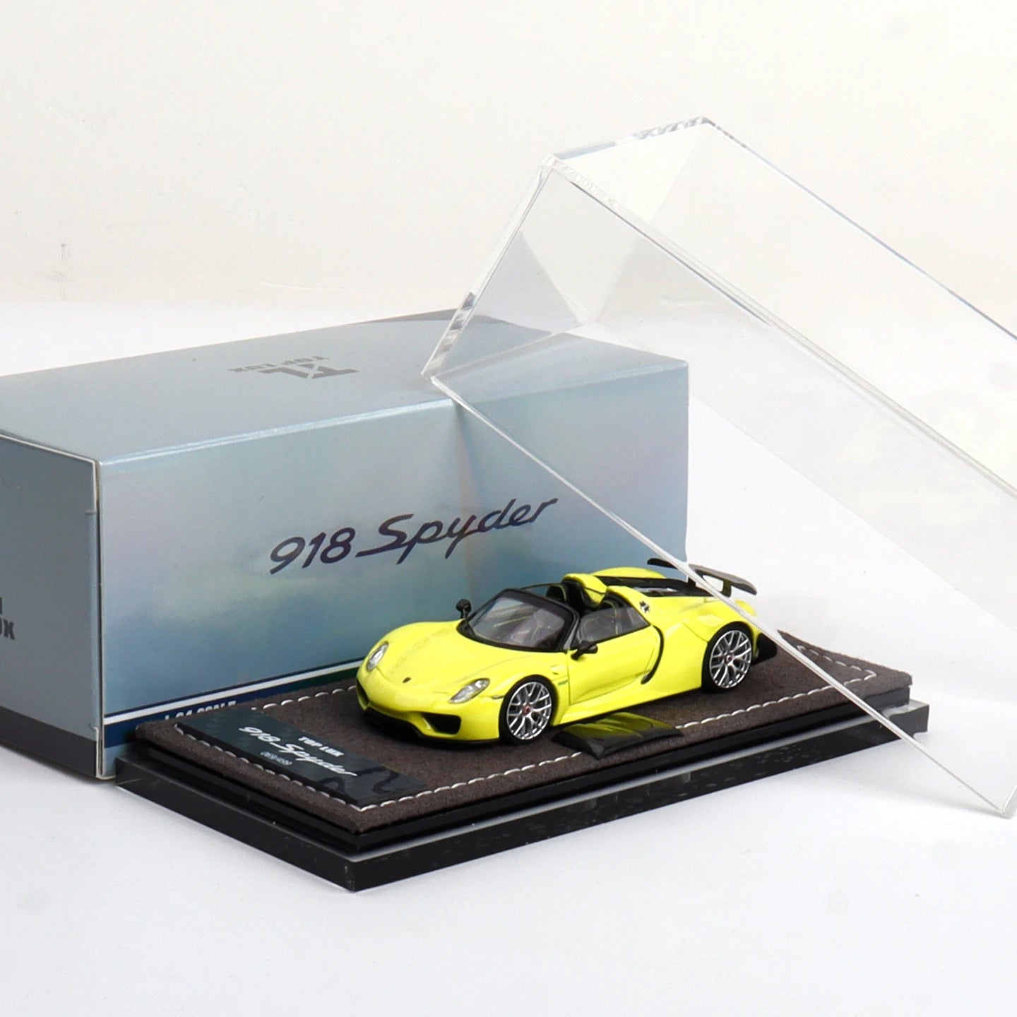Porsche 918 Spyder Top LUX 1:64 Diecast