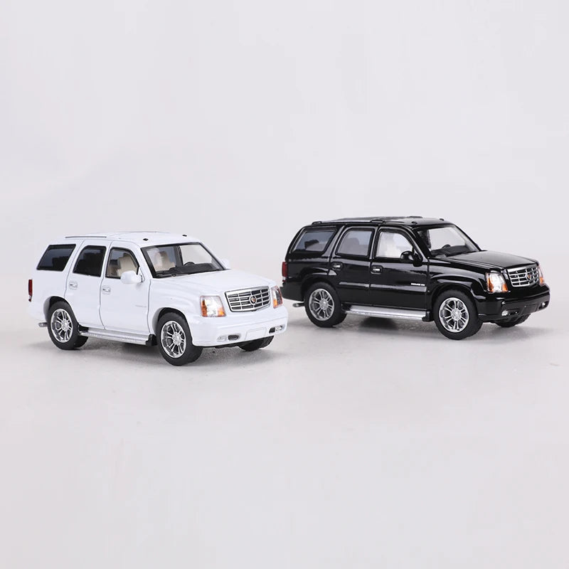 Cadillac 2005 Escalade Masdi 1:64 Diecast