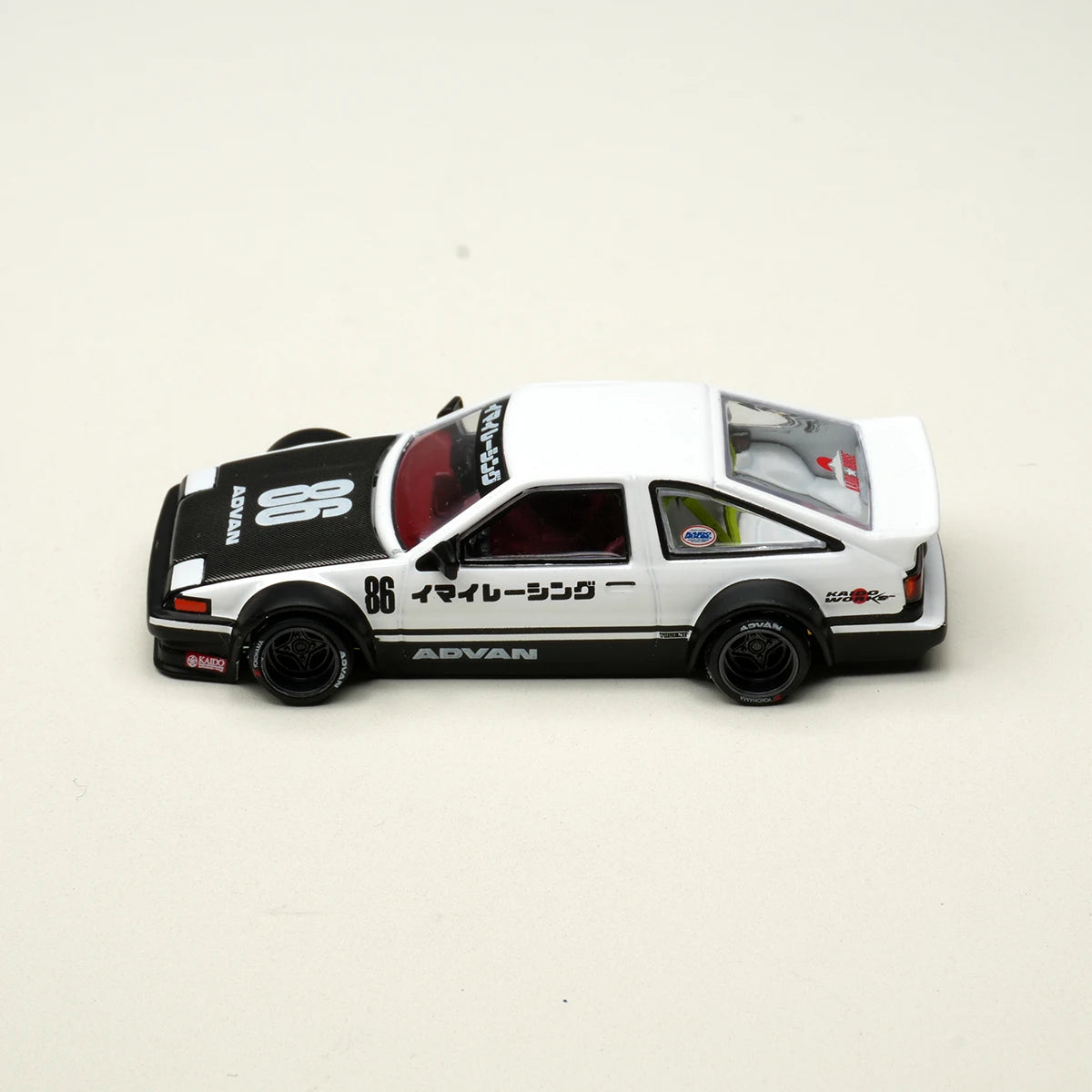 Toyota Sprinter Trueno AE86 IMAIRACING KHMG 1:64 Scale Diecast Model Car