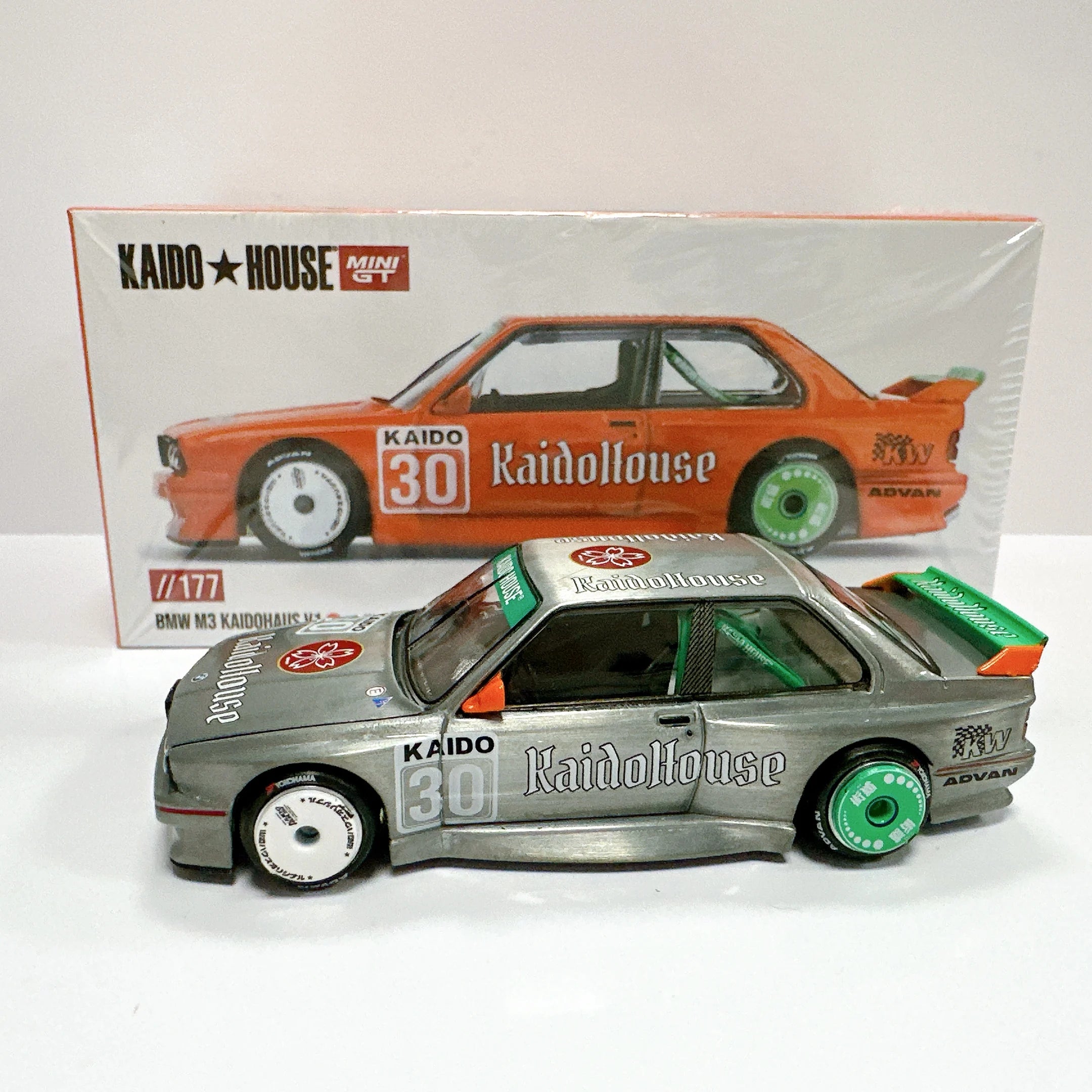 Kaido House BMW M3 Openable Hood CHASE 1:64 Diecast