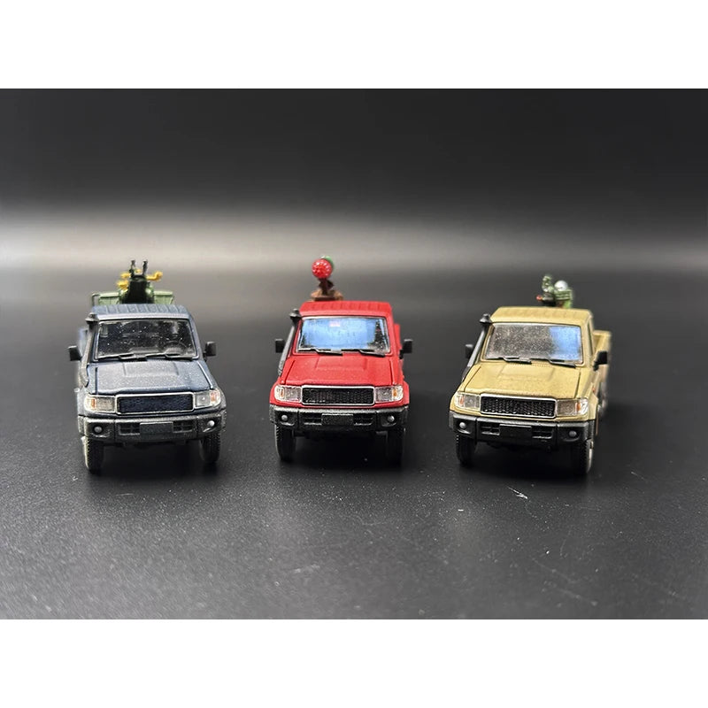 Toyota Land Cruiser LC79 J70 Armed Pickup Truck HobbyFans 1:64 Scale Diecast Model Car