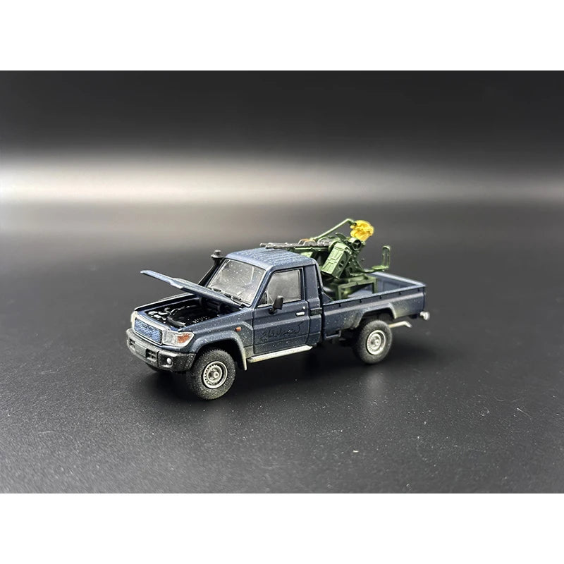 Toyota Land Cruiser LC79 J70 Armed Pickup Truck HobbyFans 1:64 Scale Diecast Model Car